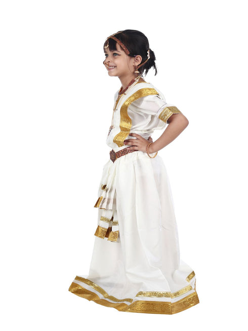 BookMyCostume Mohiniyattam Saree Indian Classical Dance Costume for Girls and Women with 10 Pcs  Jewellery Set